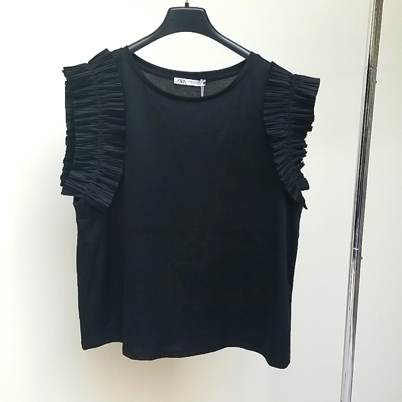 Zara Top NWT - Picture 1 of 4